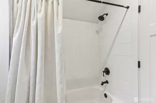 1302 NW 90th St, Seattle, WA 98117 - Photo 23