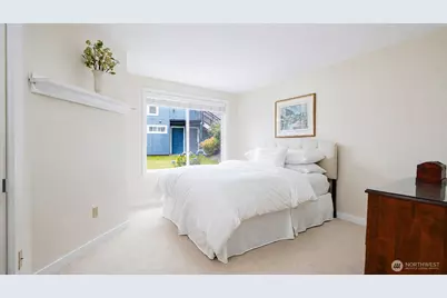 24712 45th Avenue S #9D, Kent, WA 98032 - Photo 9