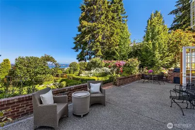 8916 Ferncliff Avenue NE, Bainbridge Island, WA 98110 - Photo 23