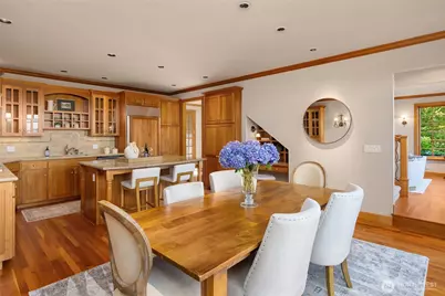 8916 Ferncliff Avenue NE, Bainbridge Island, WA 98110 - Photo 19