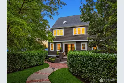 8916 Ferncliff Avenue NE, Bainbridge Island, WA 98110 - Photo 5