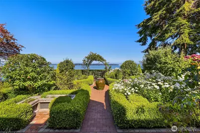 8916 Ferncliff Avenue NE, Bainbridge Island, WA 98110 - Photo 39