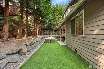19729 129th Avenue NE, Woodinville, WA 98072 - Photo 37