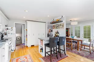 5051 Harold Pl NE, Seattle, WA 98105 - Photo 9