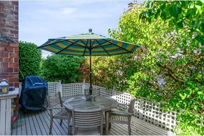 5051 Harold Place NE, Seattle, WA 98105 - Photo 21