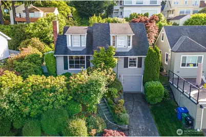 5051 Harold Place NE, Seattle, WA 98105 - Photo 1