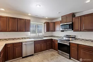 8414 47th Ave S, Seattle, WA 98118 - Photo 9