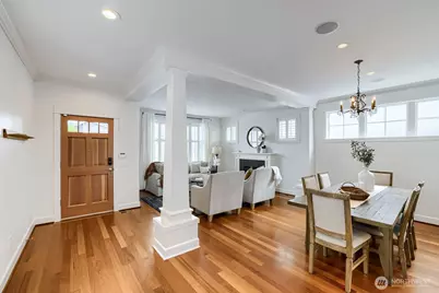 721 N 79th Street, Seattle, WA 98103 - Photo 3