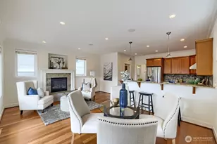 721 N 79th St, Seattle, WA 98103 - Photo 11