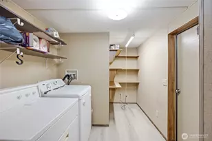 2240 W Broadway Ave, Moses Lake, WA 98837 - Photo 15
