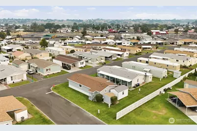 2240 W Broadway Avenue #22, Moses Lake, WA 98837 - Photo 29