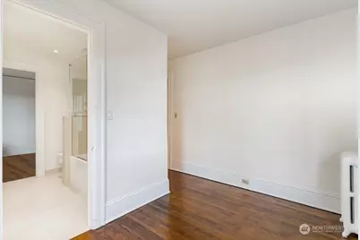 2906 Harvard Avenue E, Seattle, WA 98102 - Photo 27