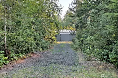 2617 E Harstine Island Road N, Shelton, WA 98584 - Photo 31