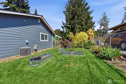 20621 78th Place W, Edmonds, WA 98026 - Photo 23