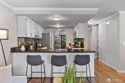 7639 SE 29th Street, Mercer Island, WA 98040 - Photo 1