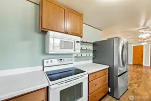 13720 13th Ave Ct E, Tacoma, WA 98445 - Photo 5