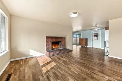 13720 13th Avenue Ct E, Tacoma, WA 98445 - Photo 9