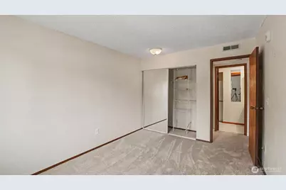 10021 SE 235th Place #B303, Kent, WA 98031 - Photo 13