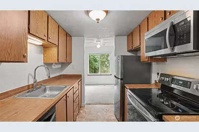 10021 SE 235th Place #B303, Kent, WA 98031 - Photo 1