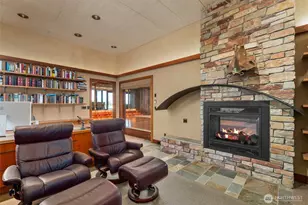 537 Jackson St, Port Townsend, WA 98368 - Photo 9