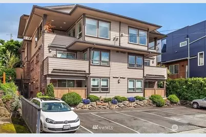 2009 Yale Avenue E #102, Seattle, WA 98102 - Photo 1