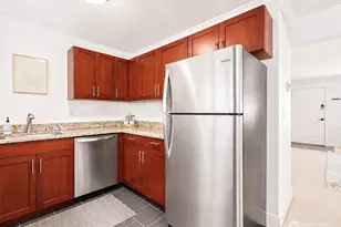 1430 NW 59th St, Seattle, WA 98107 - Photo 9