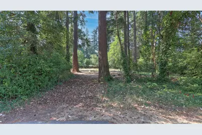 8817 SE 44th Street, Mercer Island, WA 98040 - Photo 3