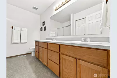 15902 65th Street Ct E, Sumner, WA 98390 - Photo 13