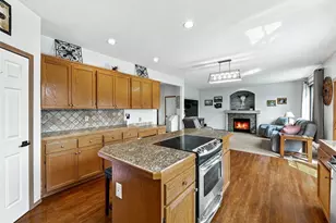 15902 65th St Ct E, Sumner, WA 98390 - Photo 7