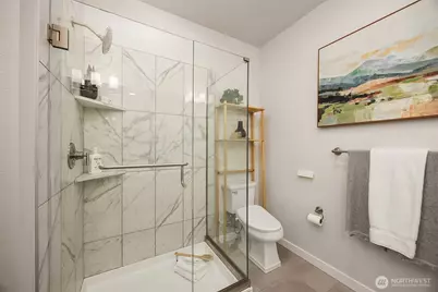 1053 6th Walk NE, Issaquah, WA 98029 - Photo 15