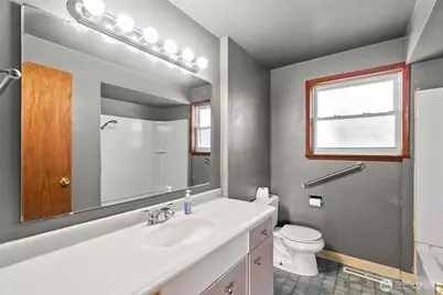 704 Weir Street SE, Olympia, WA 98501 - Photo 11