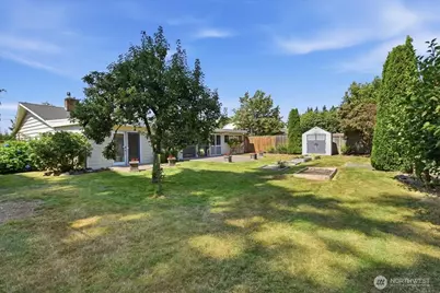 21725 85th Place W, Edmonds, WA 98026 - Photo 19
