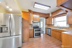 3629 E G St, Tacoma, WA 98404 - Photo 9