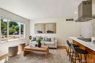 9227 Palatine Ave N, Seattle, WA 98103 - Photo 5
