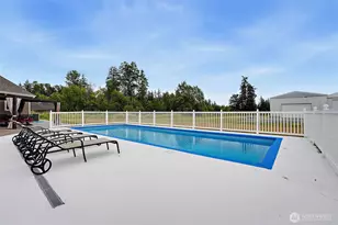 9704 304th St E, Graham, WA 98338 - Photo 5
