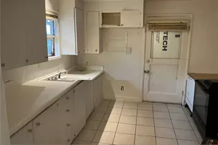 8007 215th St SW, Edmonds, WA 98026 - Photo 5