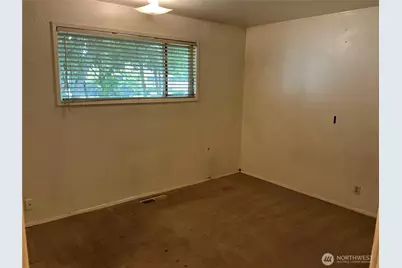 8007 215th Street SW, Edmonds, WA 98026 - Photo 9