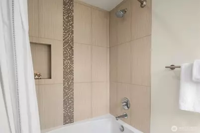 4600 92nd Avenue NE, Yarrow Point, WA 98004 - Photo 35