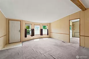 8205 9th Ave E, Tacoma, WA 98404 - Photo 5