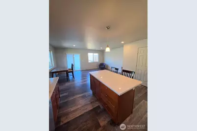 3704 W F Street, Bremerton, WA 98312 - Photo 11