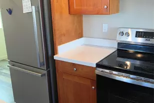3704 W F St, Bremerton, WA 98312 - Photo 7