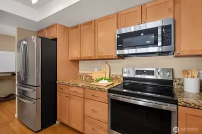 700 Crockett Street #104, Seattle, WA 98109 - Photo 15