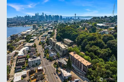 700 Crockett Street #104, Seattle, WA 98109 - Photo 35