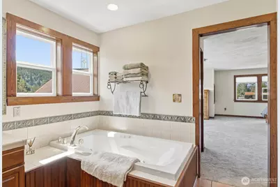 1621 W Skokomish Valley Road, Shelton, WA 98584 - Photo 31