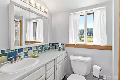1621 W Skokomish Valley Road, Shelton, WA 98584 - Photo 35