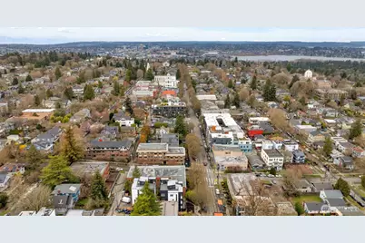 427 19th Avenue E, Seattle, WA 98112 - Photo 33