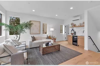 427 19th Avenue E, Seattle, WA 98112 - Photo 11