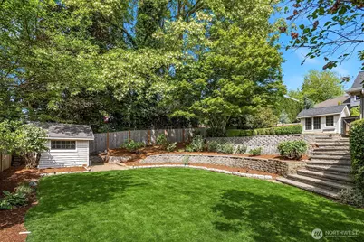 10030 NE 110th Street, Kirkland, WA 98033 - Photo 37