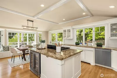 10030 NE 110th Street, Kirkland, WA 98033 - Photo 15