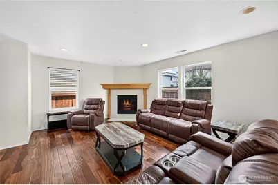 17823 Silver Creek Avenue E, Puyallup, WA 98375 - Photo 7